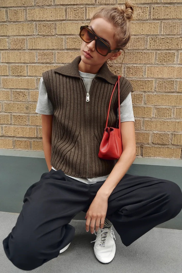 ZA Ribbed Knit Zip-Up Vest