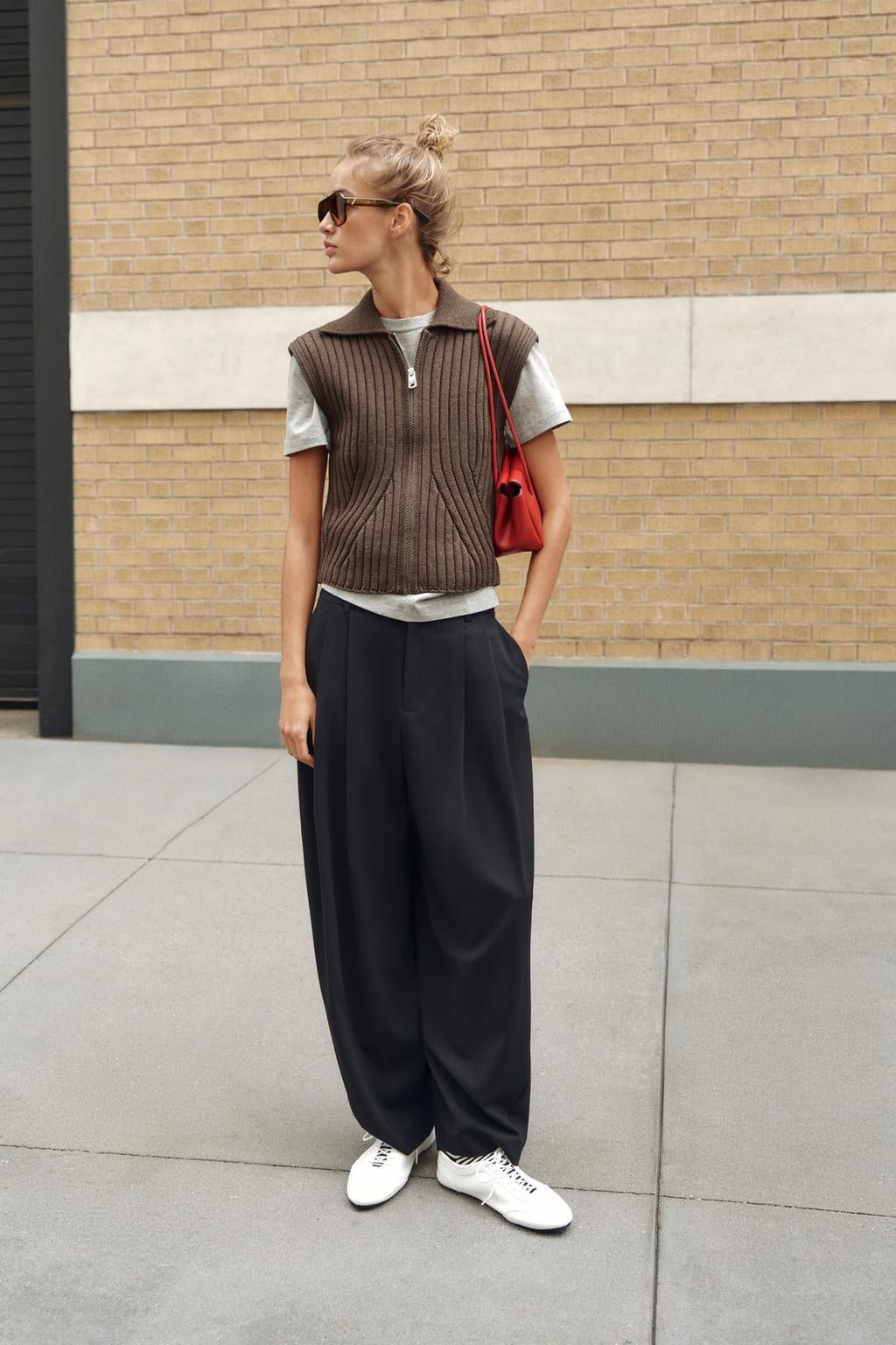 ZA Ribbed Knit Zip-Up Vest