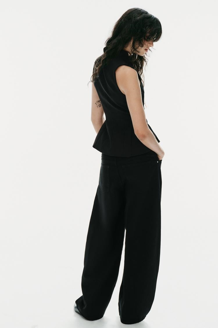 ZA Black Sculpted Zip-Up Vest
