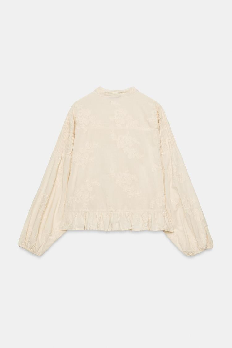 ZA Women’s Embroidered Ruffle-Hem Blouse