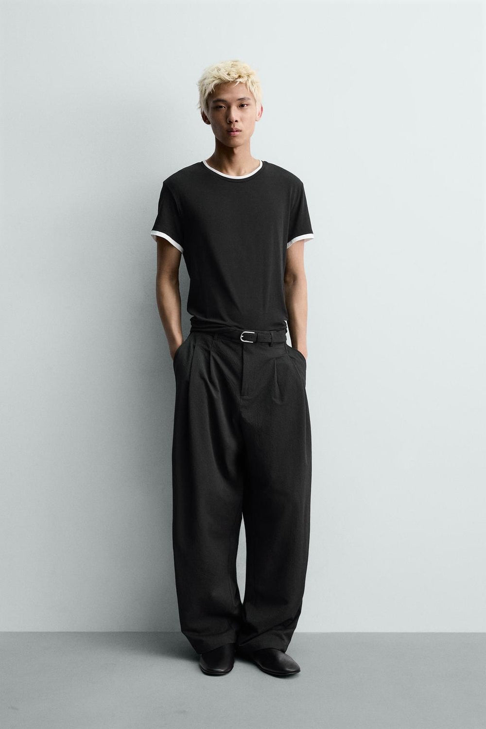 ZA Pleated Wide-Leg Tailored Trousers
