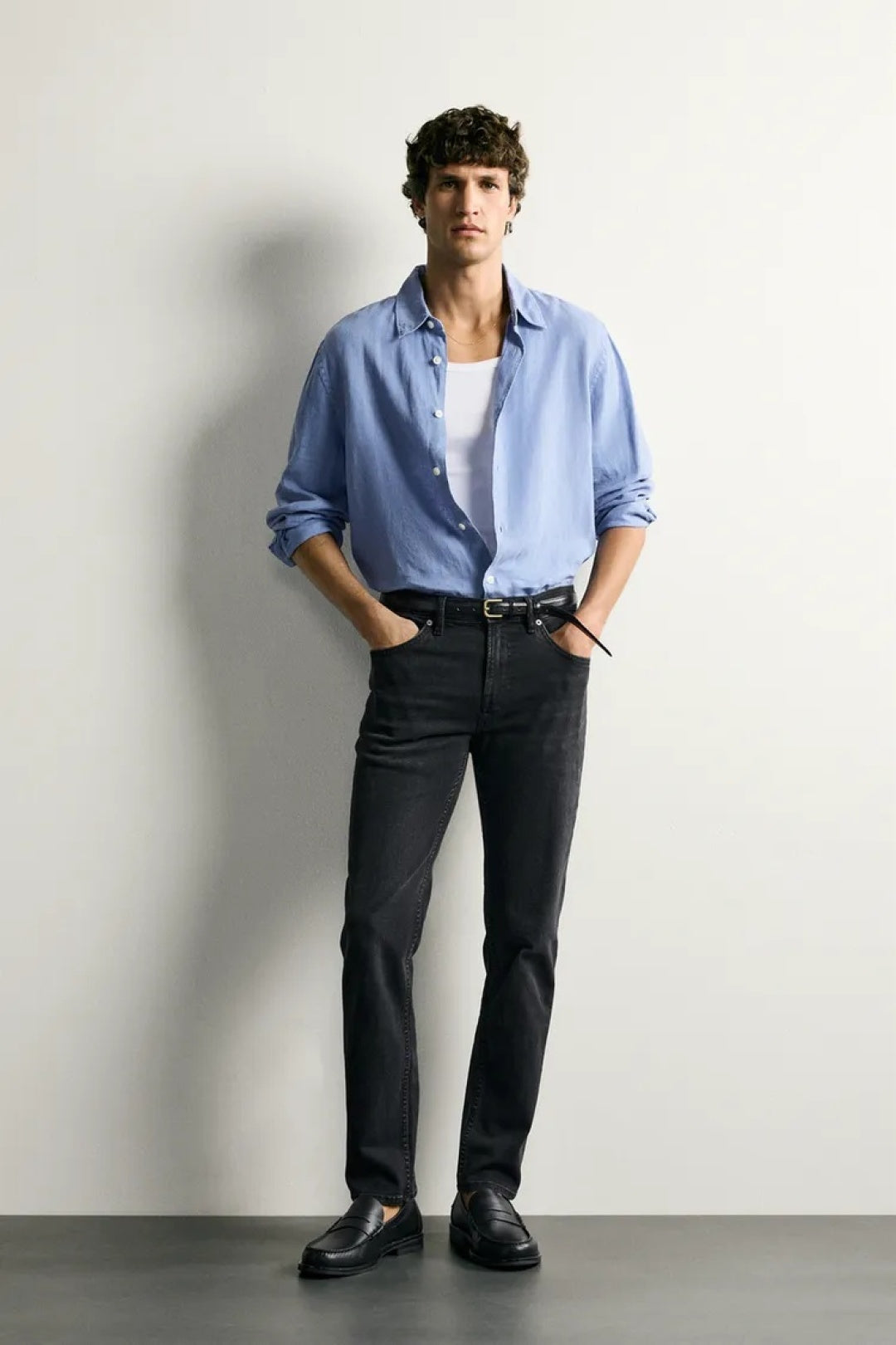 ZA Straight-Fit Washed Jeans